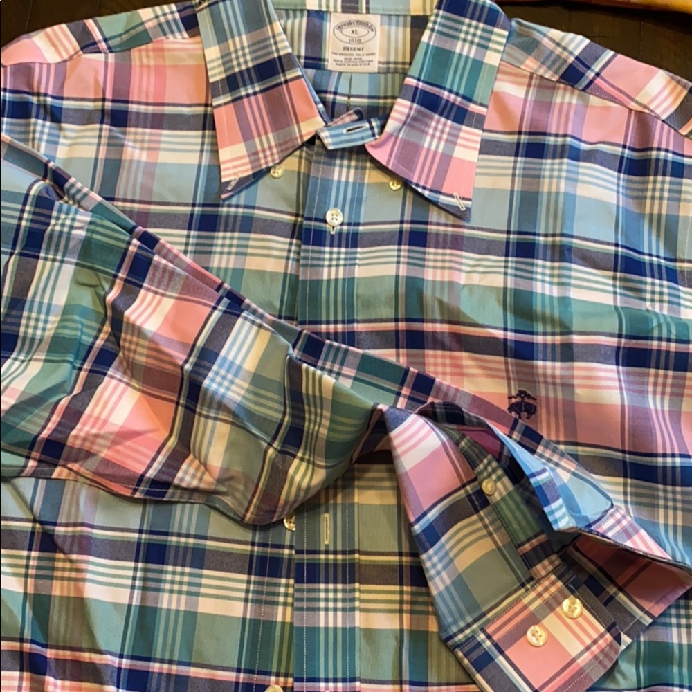 Brooks Brothers Regent NWOT